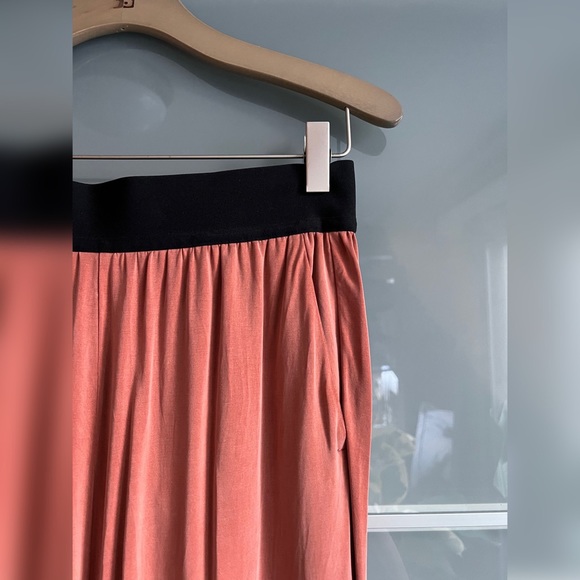 lululemon lab Balzo Jogger in Canyon Rock Orange - Picture 3 of 5